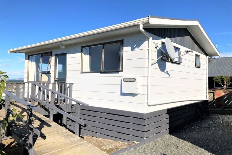Photo of property in 16 Matai Place, Balclutha, 9230