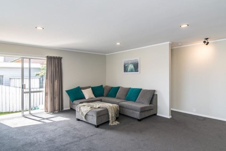 Photo of property in 4 Martin Street, Waikanae, 5036