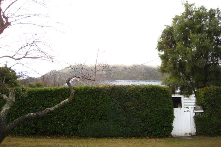 Photo of property in 11 Anglesea Street, Arrowtown, 9302