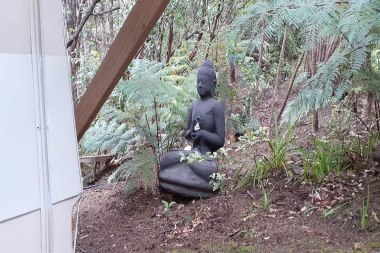 Photo of property in 126 Lone Kauri Road, Karekare, Auckland, 0772