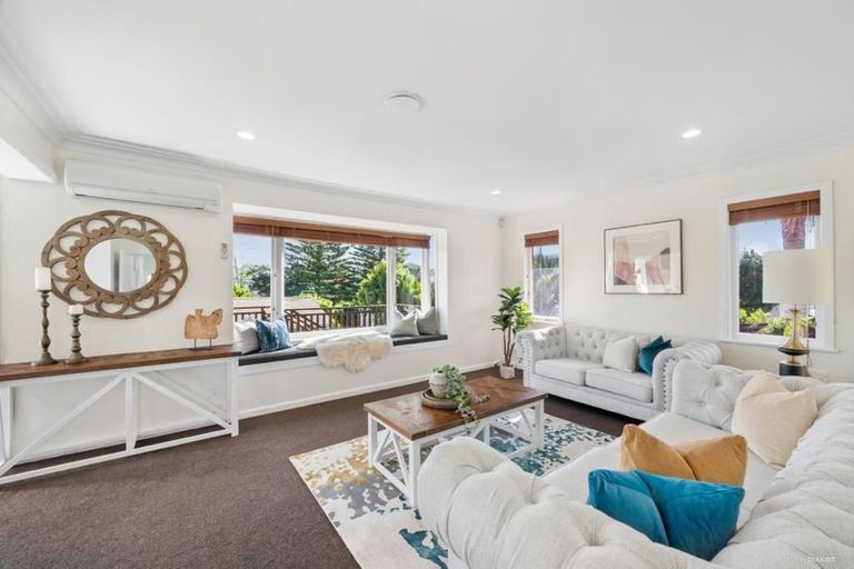 Photo of property in 2/2 Napoleon Avenue, Milford, Auckland, 0620