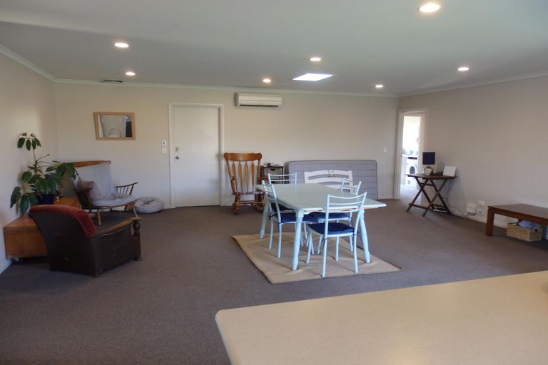 Photo of property in 4 Madison Street, Cambridge, 3434