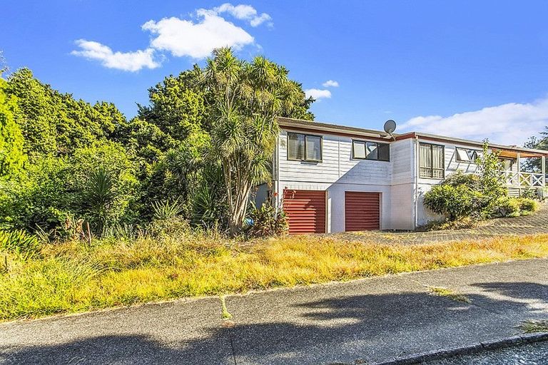 Photo of property in 7 Spruce Place, Totara Heights, Auckland, 2105