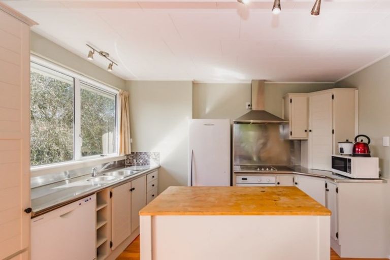 Photo of property in 9 Makarini Street, Paraparaumu, 5032