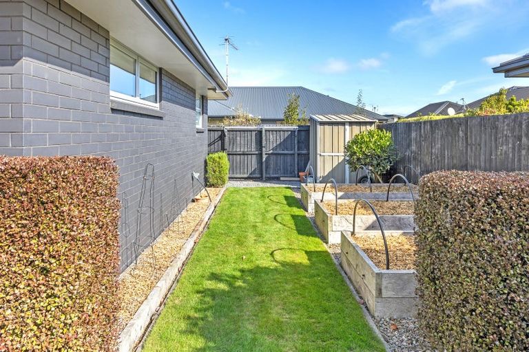 Photo of property in 27 Ruapani Street, Marshland, Christchurch, 8083