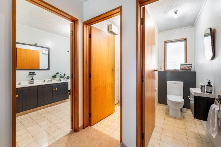 Photo of property in 245 Halcombe Road, Feilding, 4775