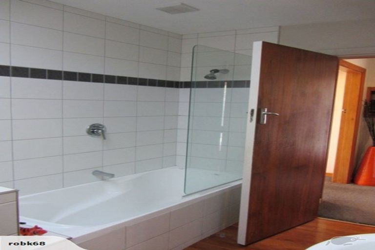 Photo of property in 15 Rochford Place, Bryndwr, Christchurch, 8052