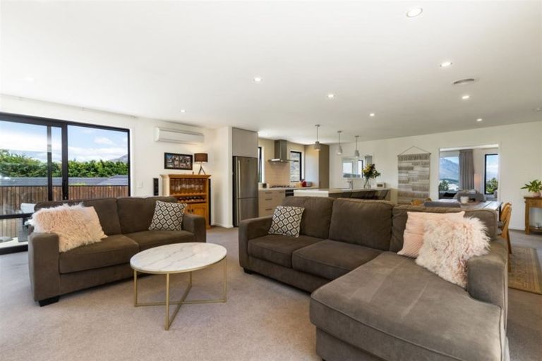 Photo of property in 5 Batsford Lane, Lower Shotover, Queenstown, 9371