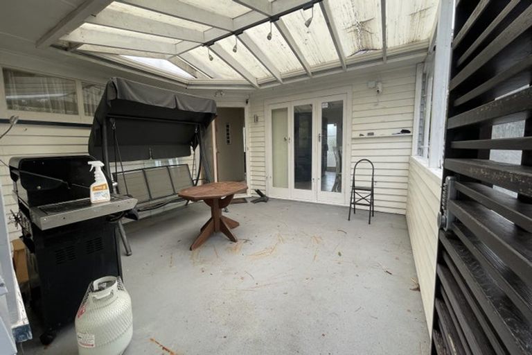 Photo of property in 10 Mildmay Road, Henderson, Auckland, 0610