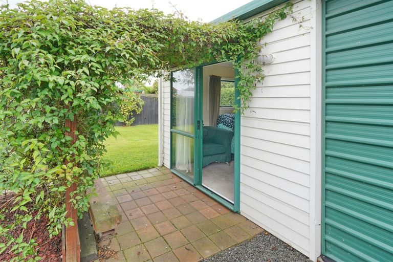 Photo of property in 18 Glenroy Street, Woolston, Christchurch, 8062