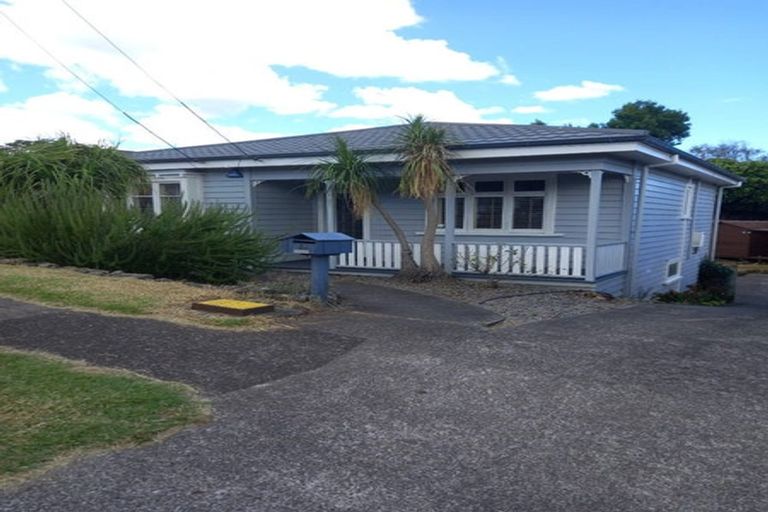 Photo of property in 32 Fergusson Avenue, Sandringham, Auckland, 1025