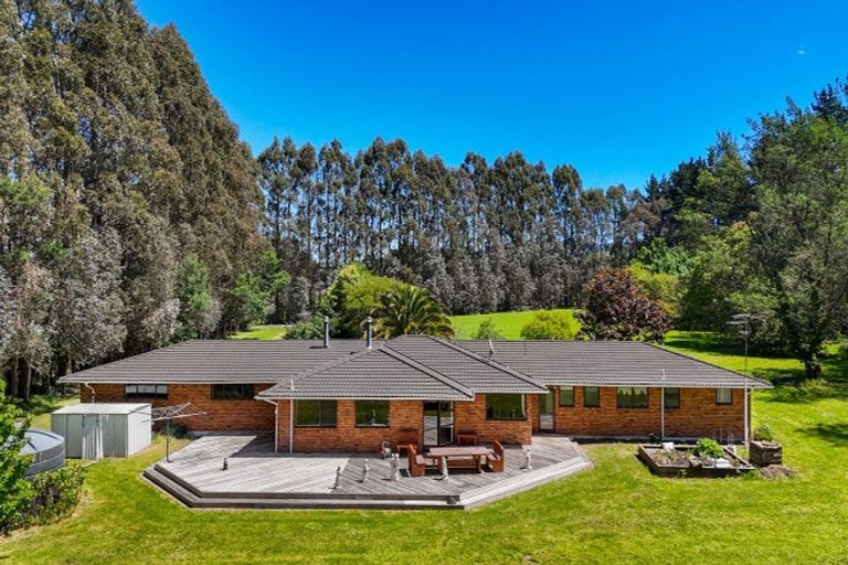 Photo of property in 128 Tararua Drive, Upper Plain, Masterton, 5888