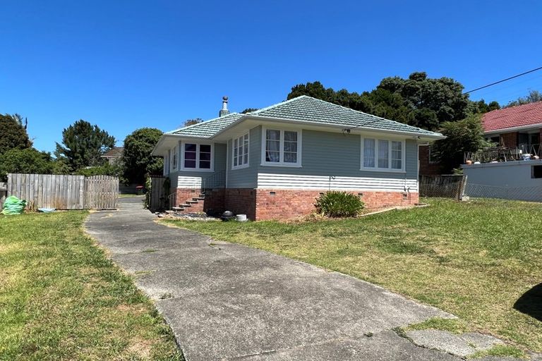 Photo of property in 23 Paton Avenue, Te Atatu South, Auckland, 0610
