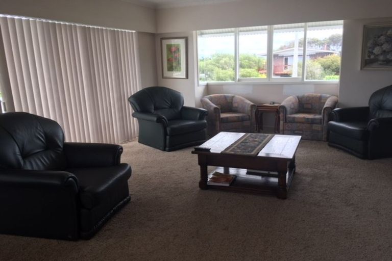 Photo of property in 36 Tui Glen Road, Birkenhead, Auckland, 0626