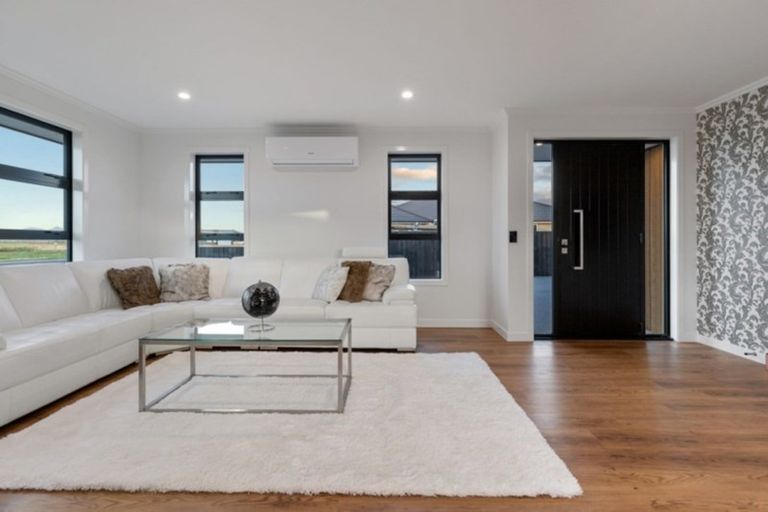 Photo of property in 10 Costello Drive, Ngatea, 3503