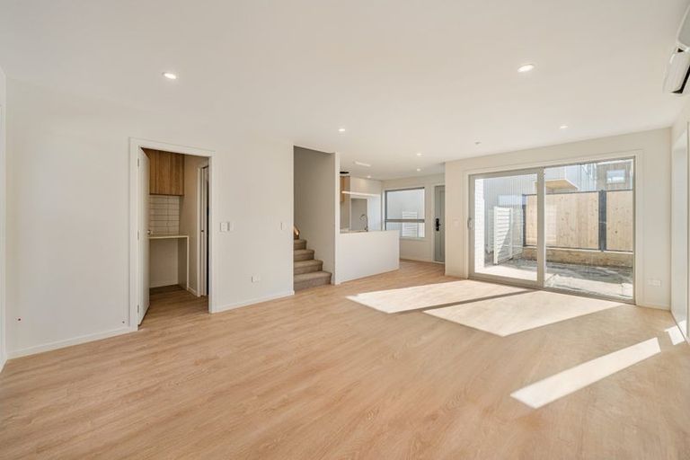 Photo of property in 1058 High Street, Avalon, Lower Hutt, 5011