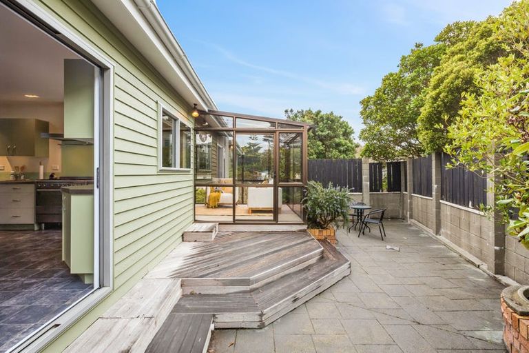 Photo of property in 3 Vista Grove, Kelson, Lower Hutt, 5010