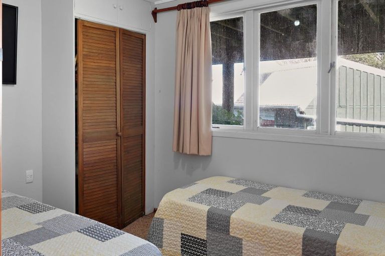 Photo of property in 17 Tawhiti Street, Tokomaru Bay, 4079