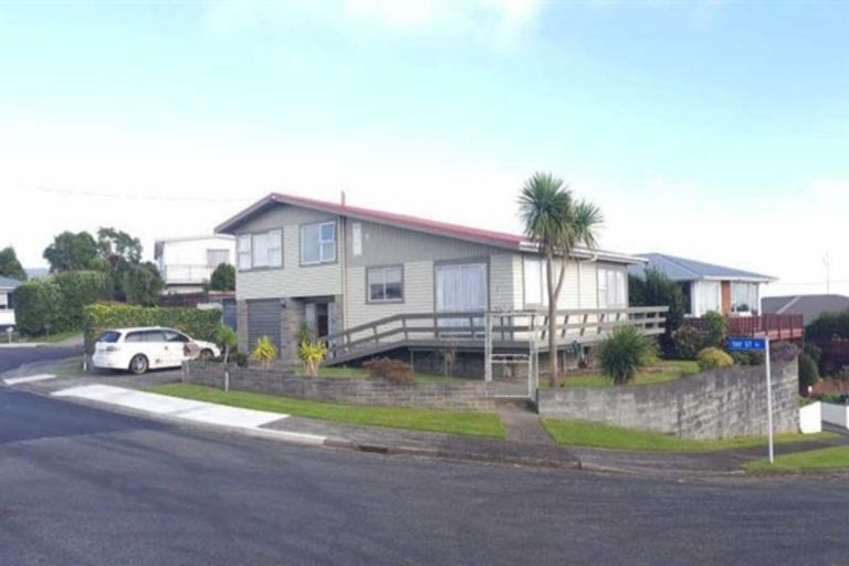 Photo of property in 2 Tay Street, Spotswood, New Plymouth, 4310