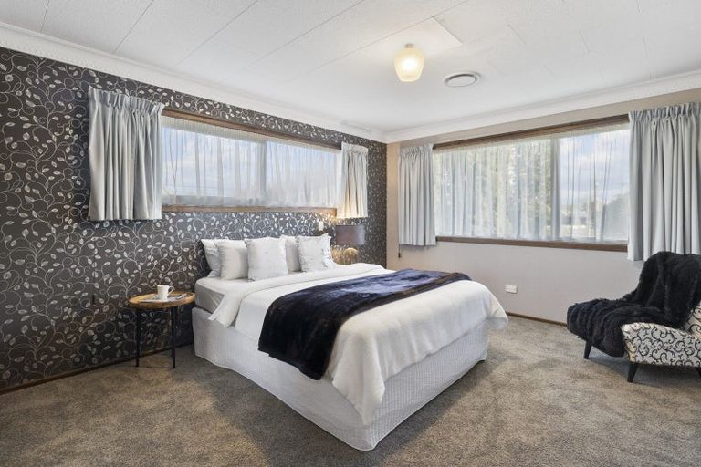 Photo of property in 40 Lynas Street, Outram, 9019