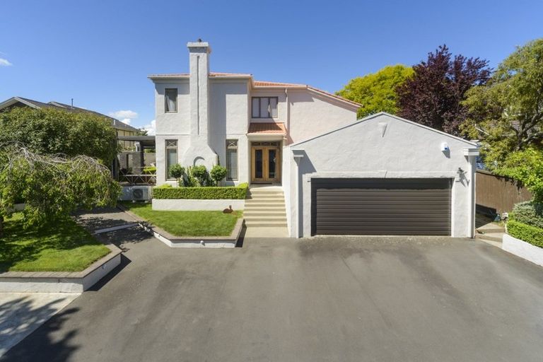 Photo of property in 28a Karina Terrace, Roslyn, Palmerston North, 4414