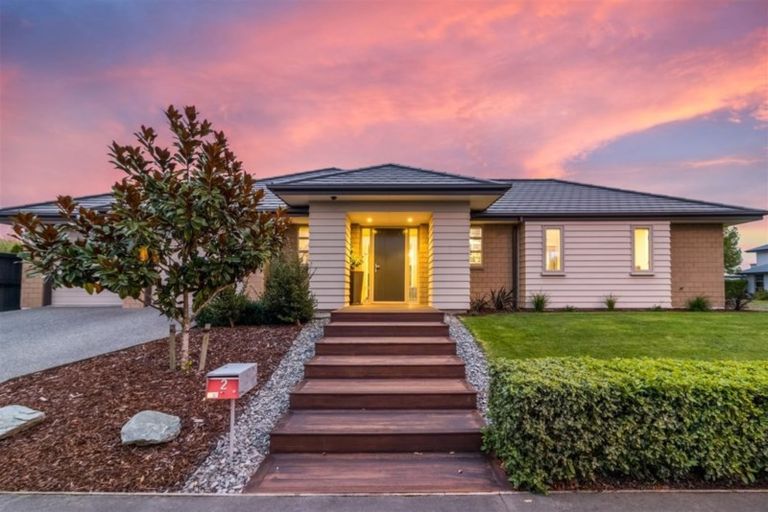 Photo of property in 2 Bernice Crescent, Yaldhurst, Christchurch, 8042