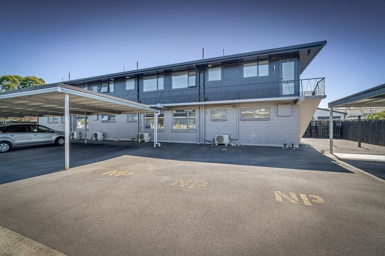 Photo of property in 12/22 Springfield Road, St Albans, Christchurch, 8014