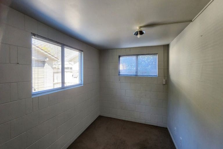 Photo of property in 688 Main North Road, Belfast, Christchurch, 8051