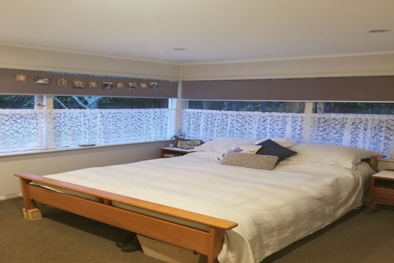 Photo of property in 145 Hutchinsons Road, Bucklands Beach, Auckland, 2014