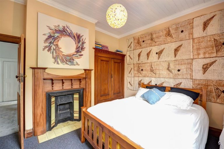 Photo of property in 51 Easther Crescent, Kew, Dunedin, 9012