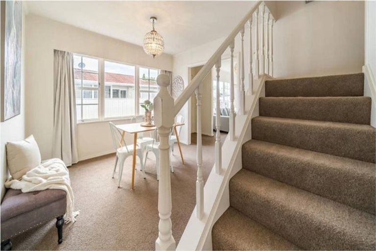 Photo of property in 1/23 Saint Columbans Grove, Boulcott, Lower Hutt, 5010