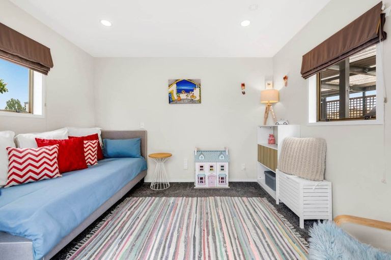 Photo of property in 10 Fourth View Avenue, Beachlands, Auckland, 2018