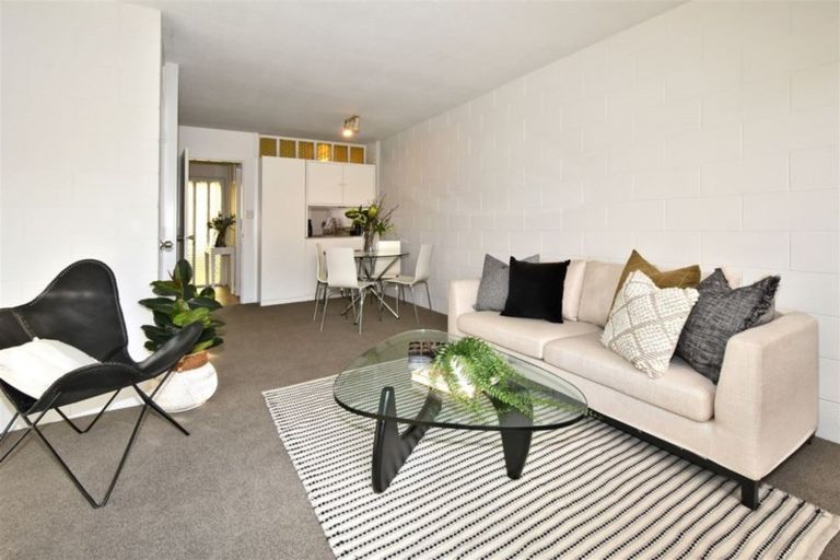 Photo of property in 3/265 Worcester Street, Christchurch Central, Christchurch, 8011