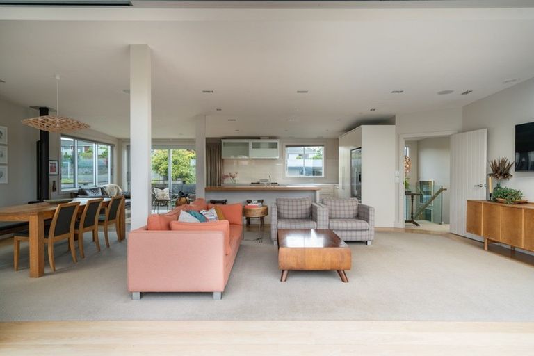 Photo of property in 2 Mccauley Grove, Hilltop, Taupo, 3330