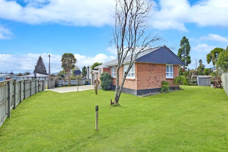 Photo of property in 6 Elliott Crescent, Owhata, Rotorua, 3010
