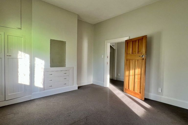 Photo of property in 30 Waimairi Road, Upper Riccarton, Christchurch, 8041