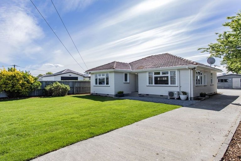 Photo of property in 99 Pages Road, Wainoni, Christchurch, 8061