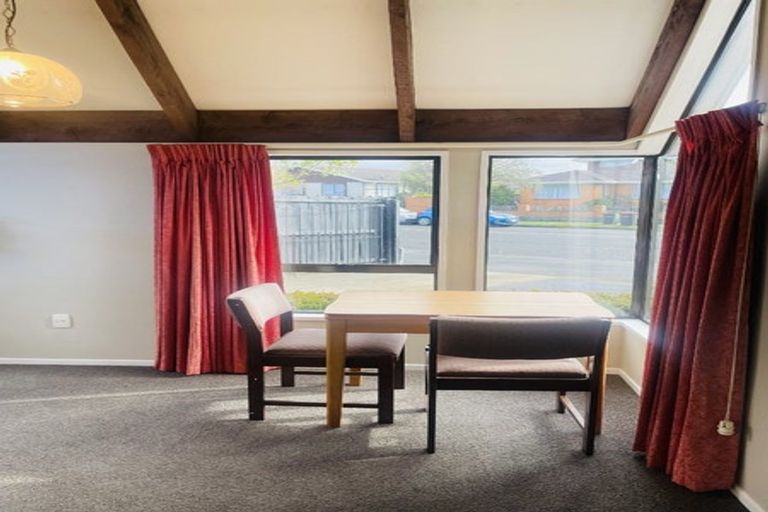 Photo of property in 1/35 Solway Avenue, Ilam, Christchurch, 8041