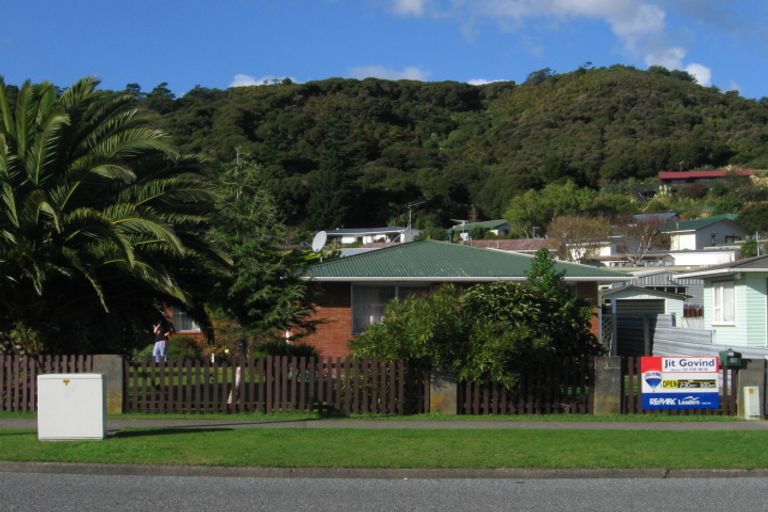Photo of property in 48 Meremere Street, Wainuiomata, Lower Hutt, 5014