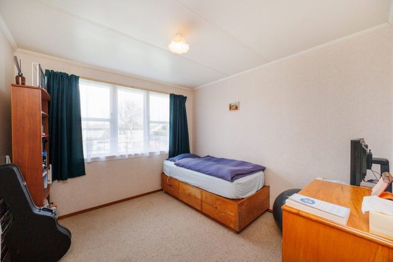 Photo of property in 17 Cavendish Crescent, Awapuni, Palmerston North, 4412