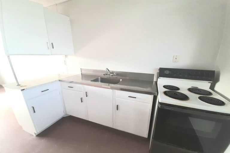 Photo of property in 8/90 Kenderdine Road, Papatoetoe, Auckland, 2025