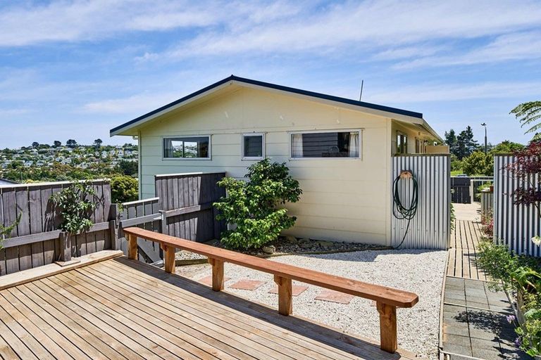 Photo of property in 2/30 Adventure Drive, Whitby, Porirua, 5024