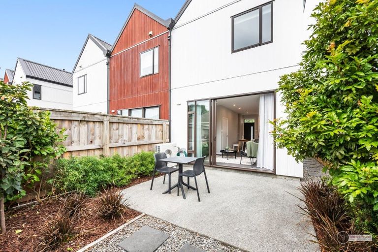 Photo of property in 25 Ron Deal Way, Epuni, Lower Hutt, 5011