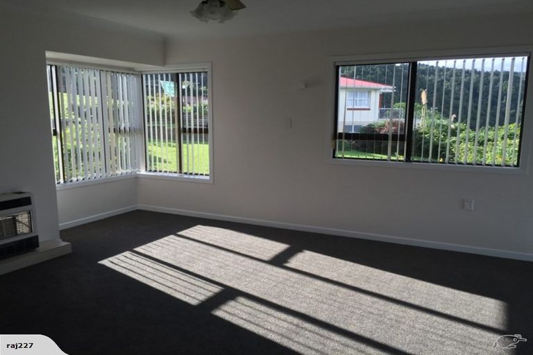Photo of property in 100 Fourth Avenue, Woodhill, Whangarei, 0110