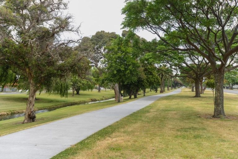 Photo of property in 243 Georges Drive, Napier South, Napier, 4110