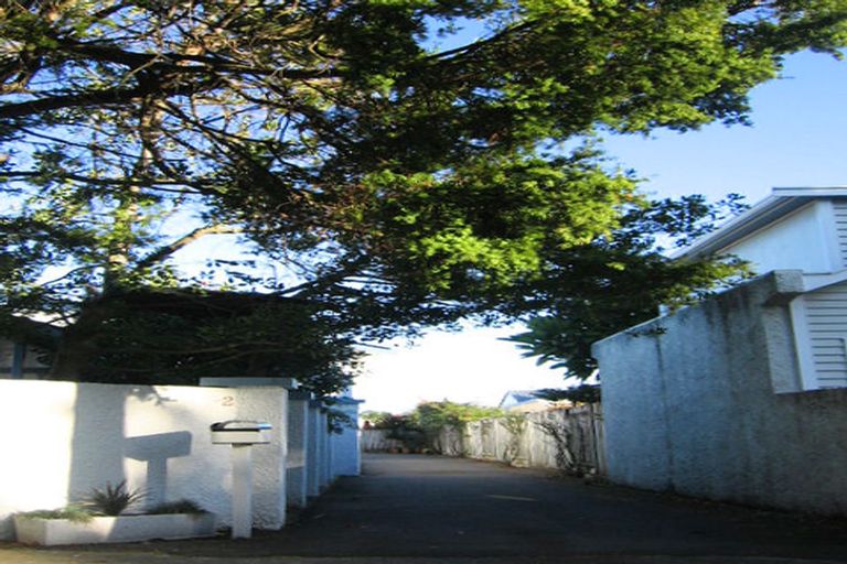 Photo of property in 1/18 Totara Crescent, Woburn, Lower Hutt, 5010