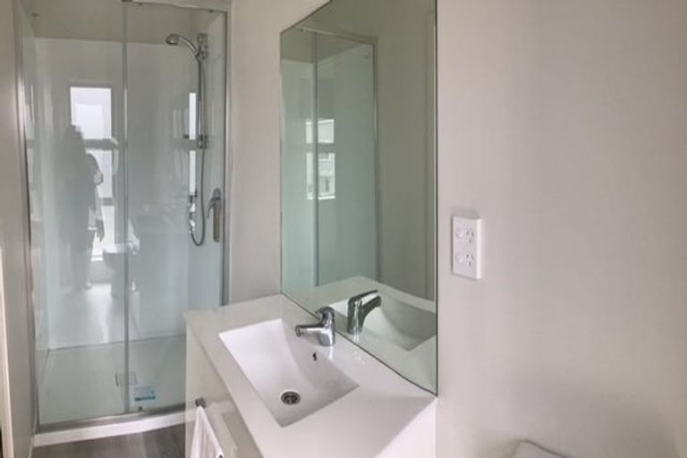 Photo of property in 1119c High Street, Taita, Lower Hutt, 5011