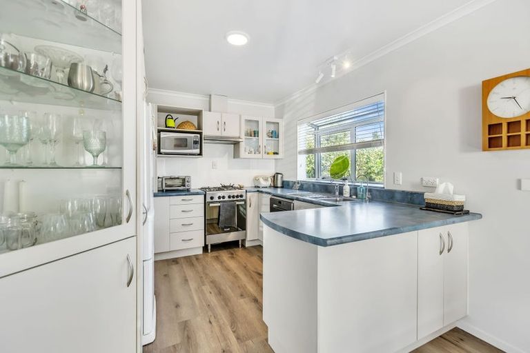 Photo of property in 12 Stonebridge Park Drive, Holdens Bay, Rotorua, 3010