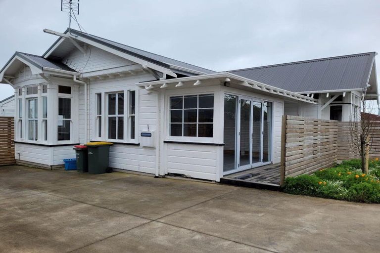 Photo of property in 56a Cutfield Road, New Plymouth, 4310