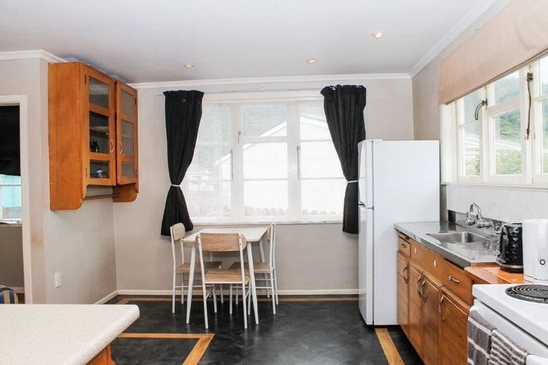 Photo of property in 13 Lynch Street, Cobden, Greymouth, 7802